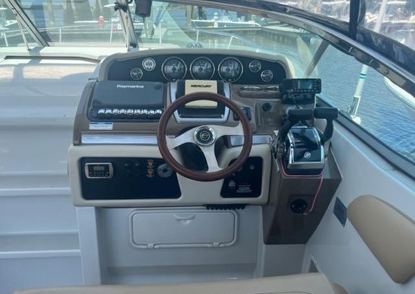 Crownline 294-CR image