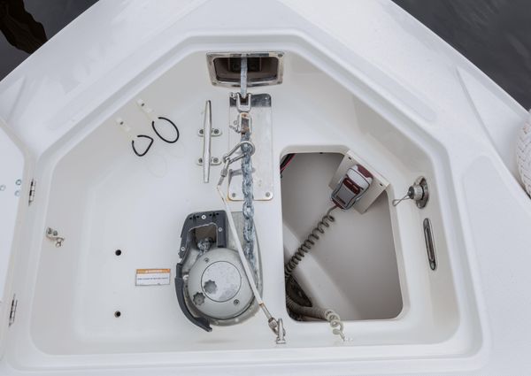 Boston Whaler 320 Outrage image