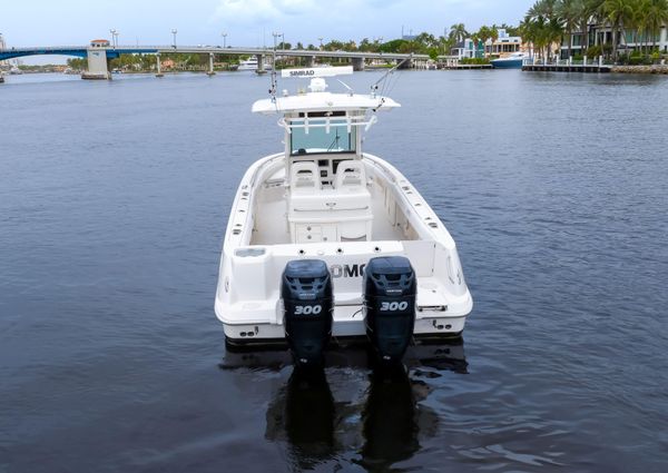 Boston Whaler 320 Outrage image