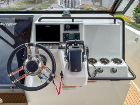 De Antonio Yachts D28 Xplorer image