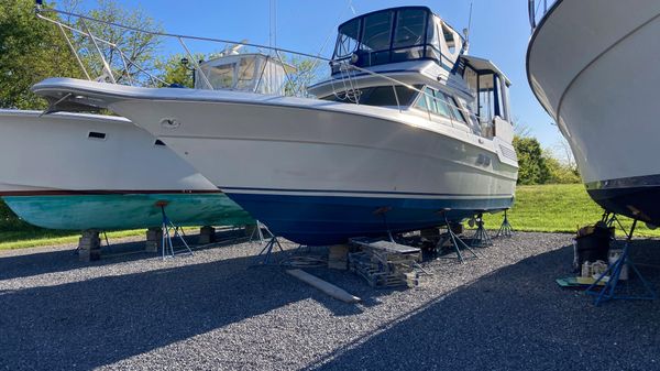 Sea Ray 440 Aft Cabin 