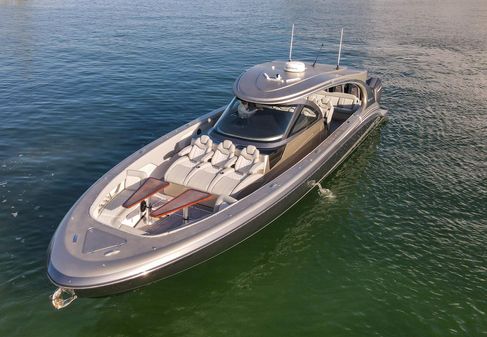 Mystic Powerboats M5200 image