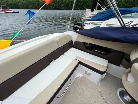 Regal 2250-CUDDY image