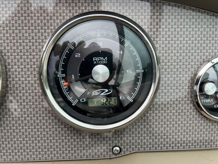 Regal 2250-CUDDY image