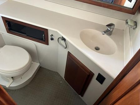 Carver Californian 48 Aft Cabin image