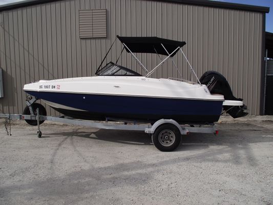 Bayliner 190-DECK-BOAT - main image