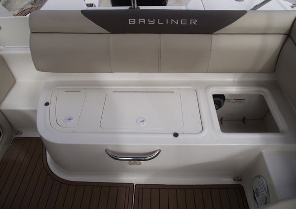 Bayliner 190-DECK-BOAT image