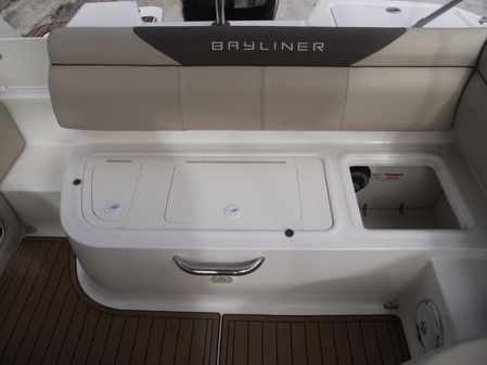 Bayliner 190-DECK-BOAT image