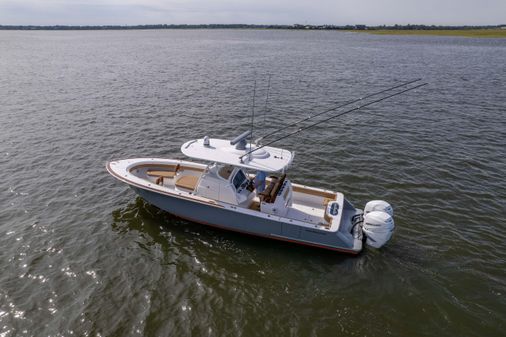 Valhalla Boatworks V-33 image