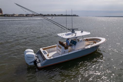 Valhalla Boatworks V-33 image