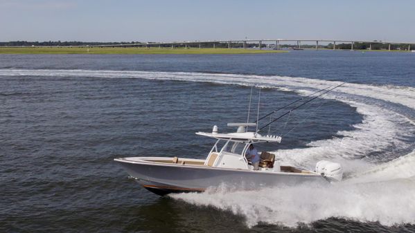 Valhalla Boatworks V-33 image