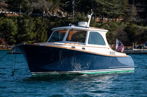 Hinckley Picnic Boat 37 MKIII image