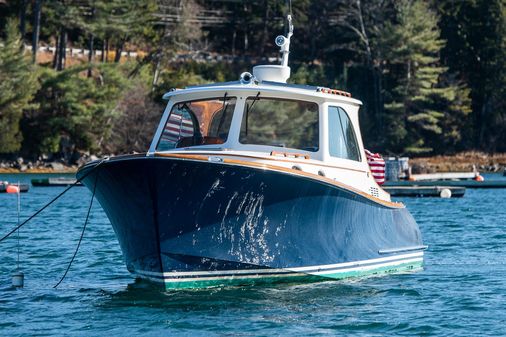 Hinckley Picnic Boat 37 MKIII image