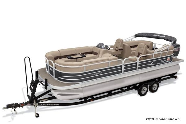 Sun Tracker Party Barge 24 DLX - main image
