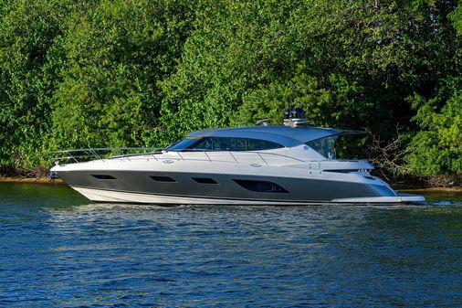 Riviera 6000 Sport Yacht Platinum Edition image