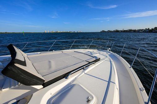 Riviera 6000 Sport Yacht Platinum Edition image