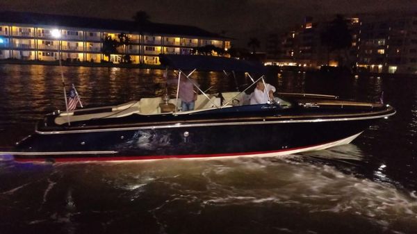 Chris-Craft Corsair 34