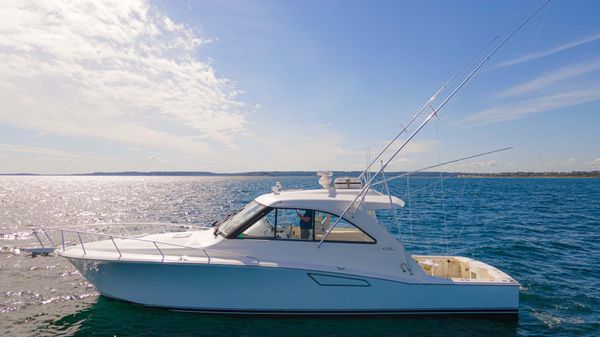 Cabo 44 Hardtop Express