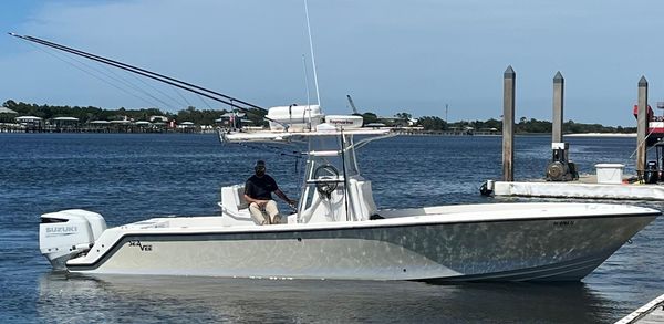 SeaVee 32 image