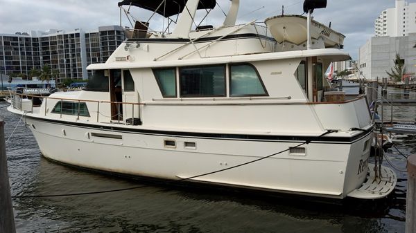 Hatteras 53 Extended Deckhouse Motor Yacht 