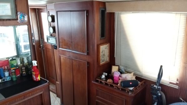 Hatteras 53 Extended Deckhouse Motor Yacht image