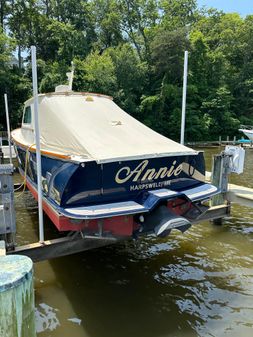 Hinckley 36 EP Picnic Boat image