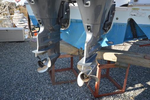 Sportsman 25-CENTER-CONSOLE image