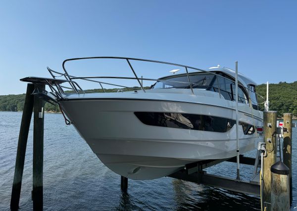 Beneteau Antares 11 image