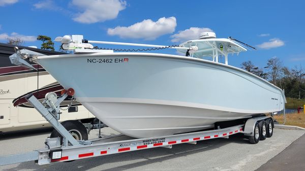 Cape Horn 36XS
