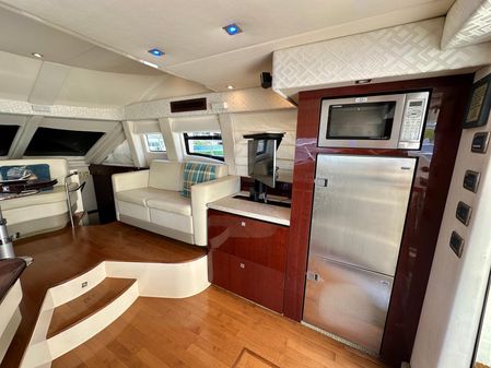 Sea Ray 47 Sedan Bridge image