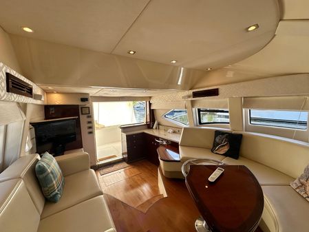 Sea Ray 47 Sedan Bridge image