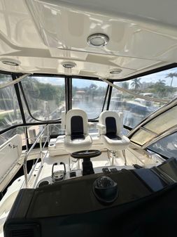 Sea Ray 47 Sedan Bridge image