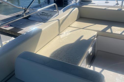 Azimut 40 Flybridge image