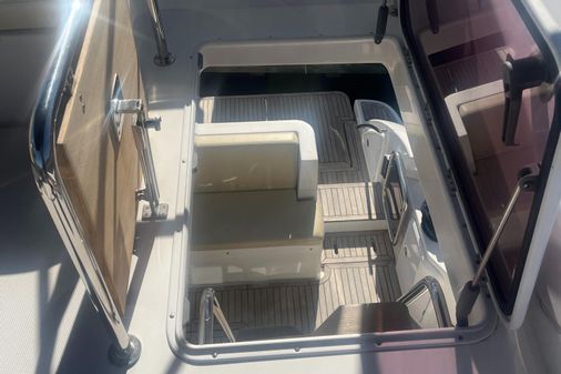 Azimut 40 Flybridge image