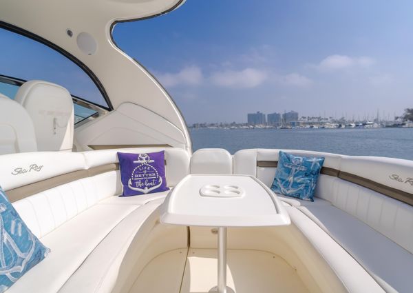 Sea Ray 40 Sundancer image