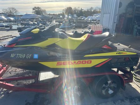 Sea-doo RXT-260 image