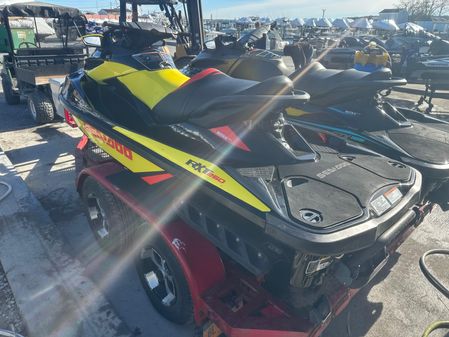 Sea-doo RXT-260 image