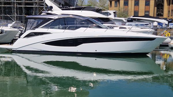 Galeon 405 HTS 