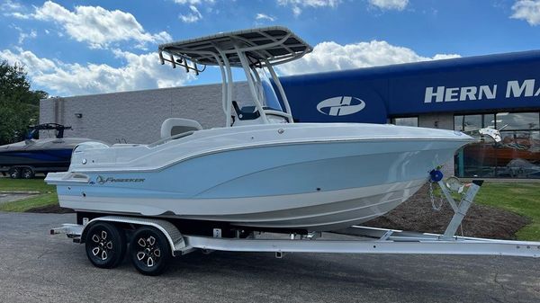 Finseeker 210