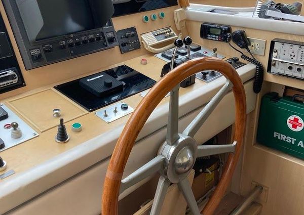 Hakvoort 70-MOTORYACHT-PILOTHOUSE image