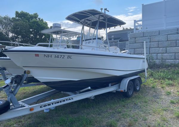 Boston-whaler 210-OUTRAGE image