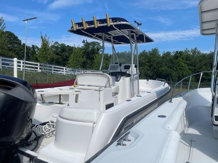 Boston-whaler 210-OUTRAGE image