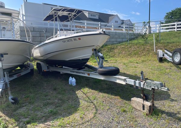 Boston-whaler 210-OUTRAGE image