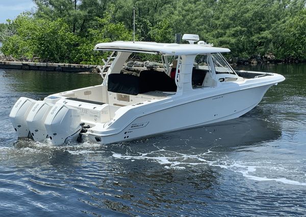 Boston Whaler 350 Realm image