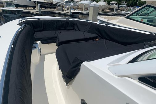 Boston Whaler 350 Realm image