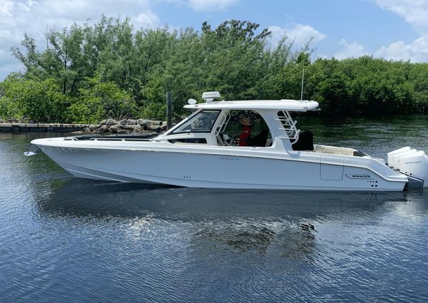 Boston Whaler 350 Realm image