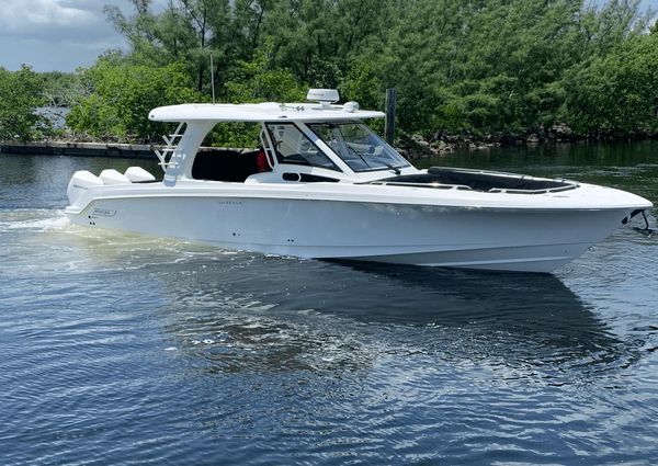 Boston Whaler 350 Realm image