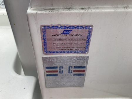 C&C 37/40 image