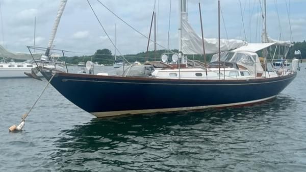 Hinckley Bermuda 40 MK III Yawl 