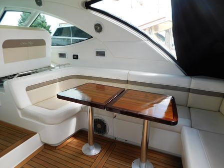 Sea Ray 470 Sundancer image